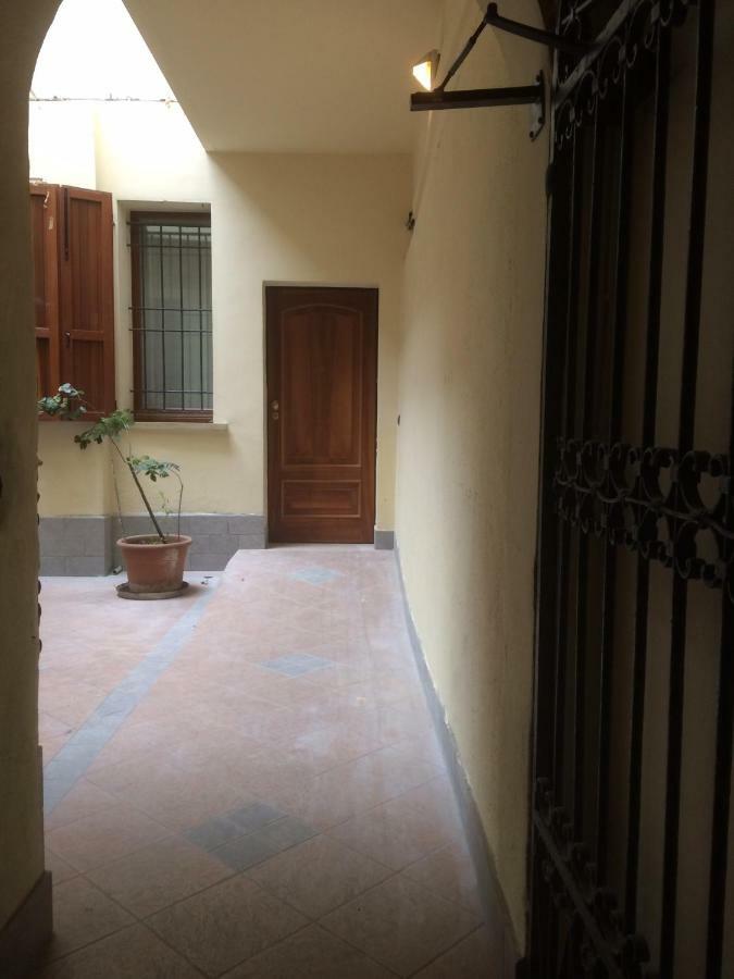 Suite Del Borgo - Affittacamere - Guest House Bolonia Zewnętrze zdjęcie