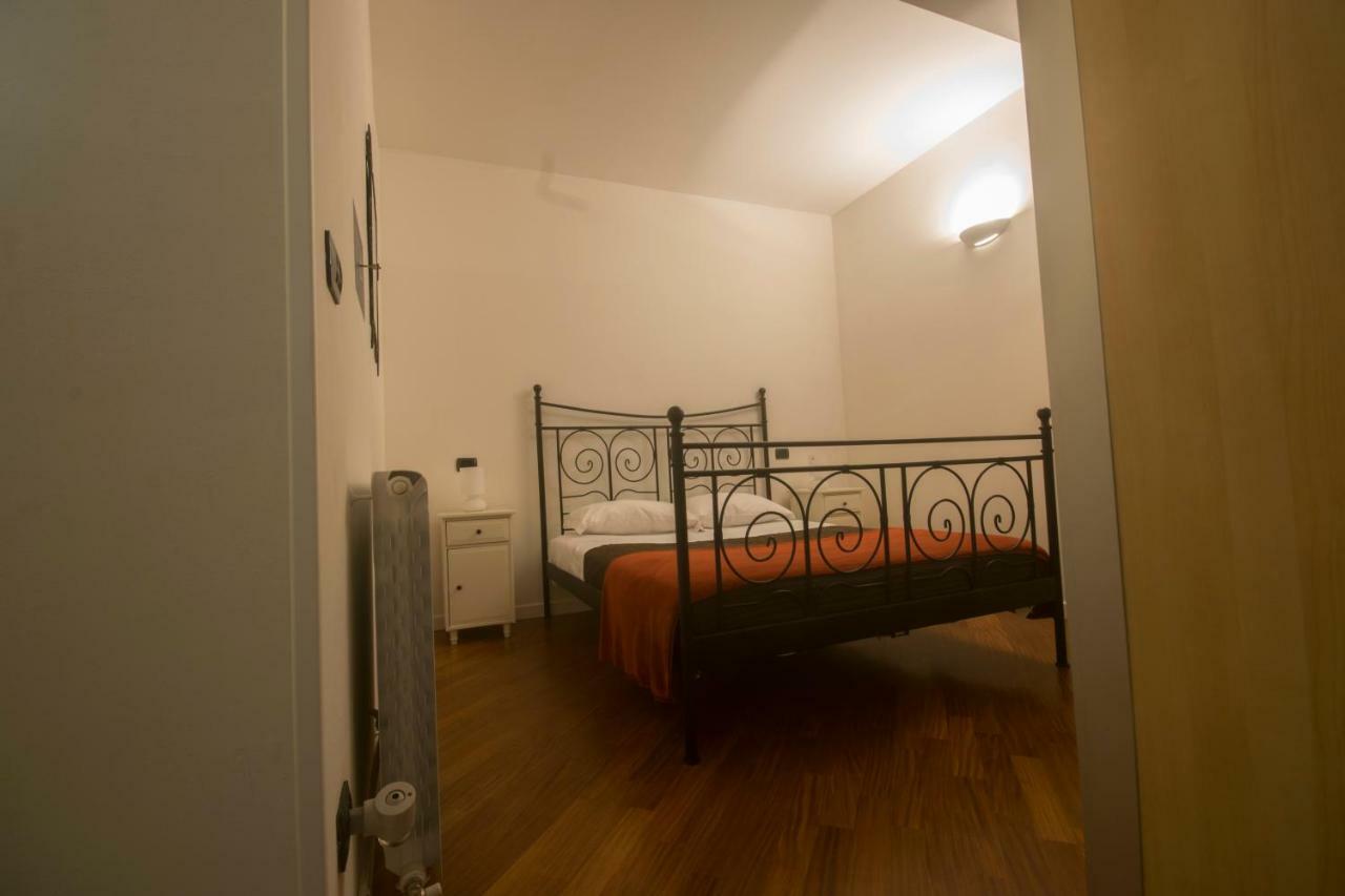 Suite Del Borgo - Affittacamere - Guest House Bolonia Zewnętrze zdjęcie