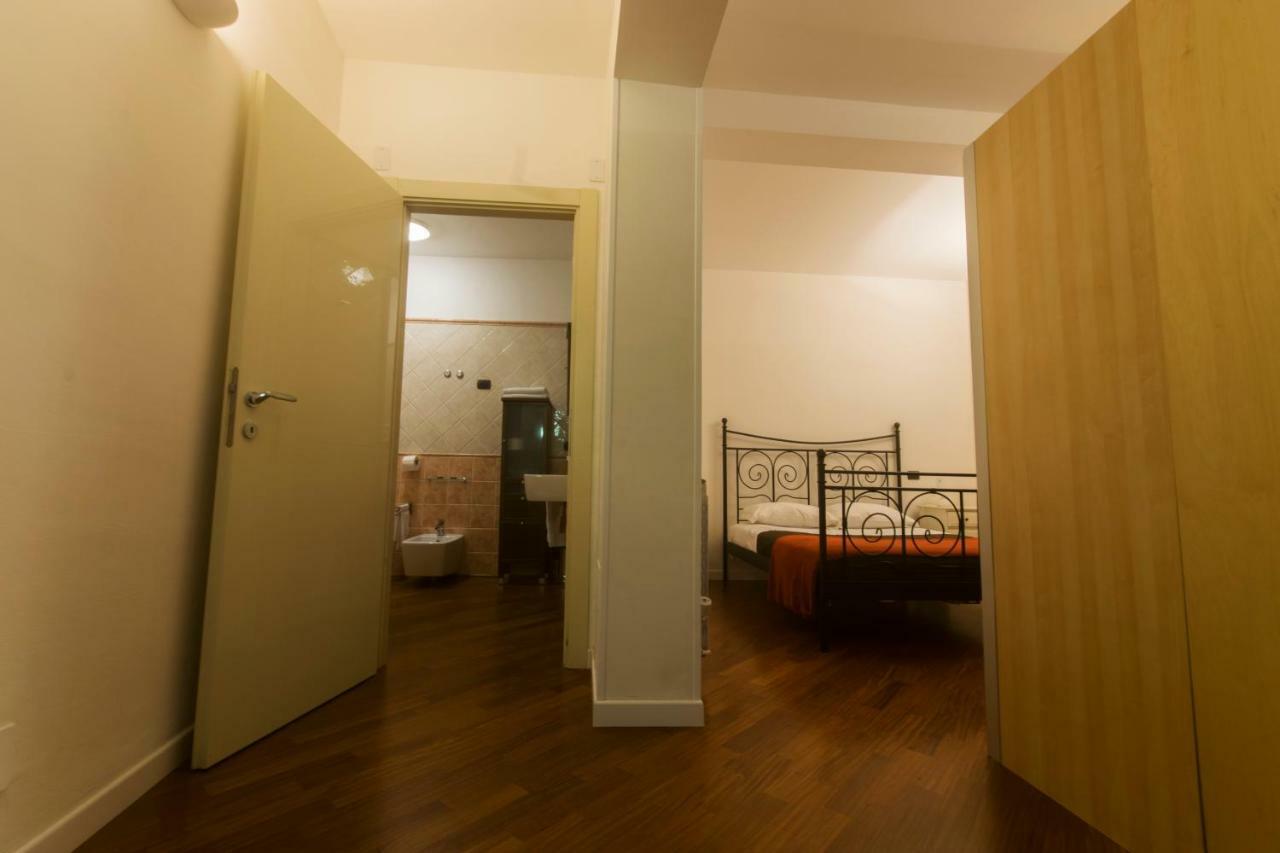 Suite Del Borgo - Affittacamere - Guest House Bolonia Zewnętrze zdjęcie