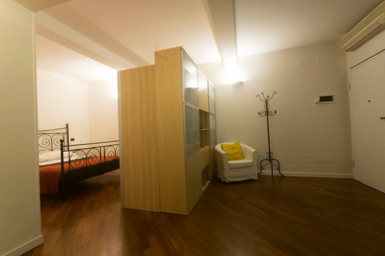 Suite Del Borgo - Affittacamere - Guest House Bolonia Zewnętrze zdjęcie