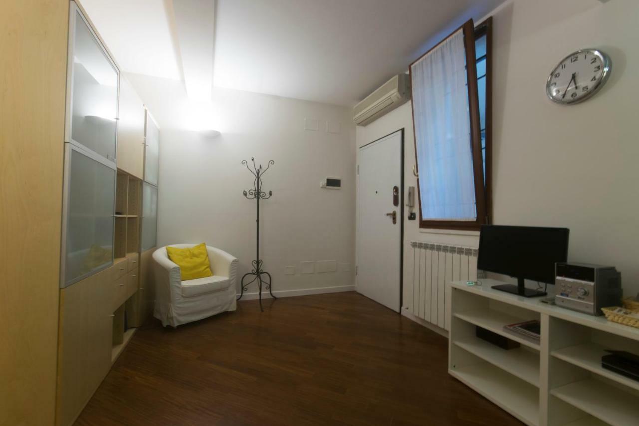 Suite Del Borgo - Affittacamere - Guest House Bolonia Zewnętrze zdjęcie