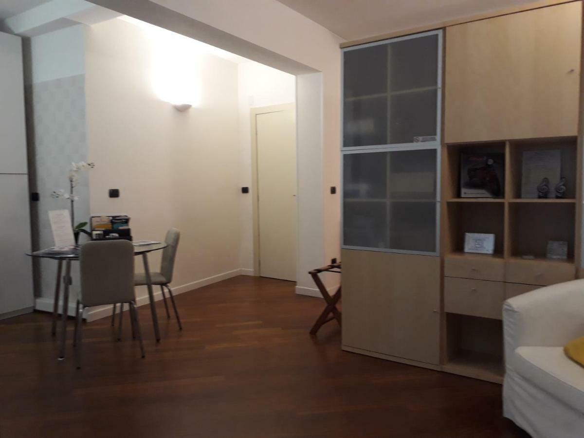 Suite Del Borgo - Affittacamere - Guest House Bolonia Zewnętrze zdjęcie