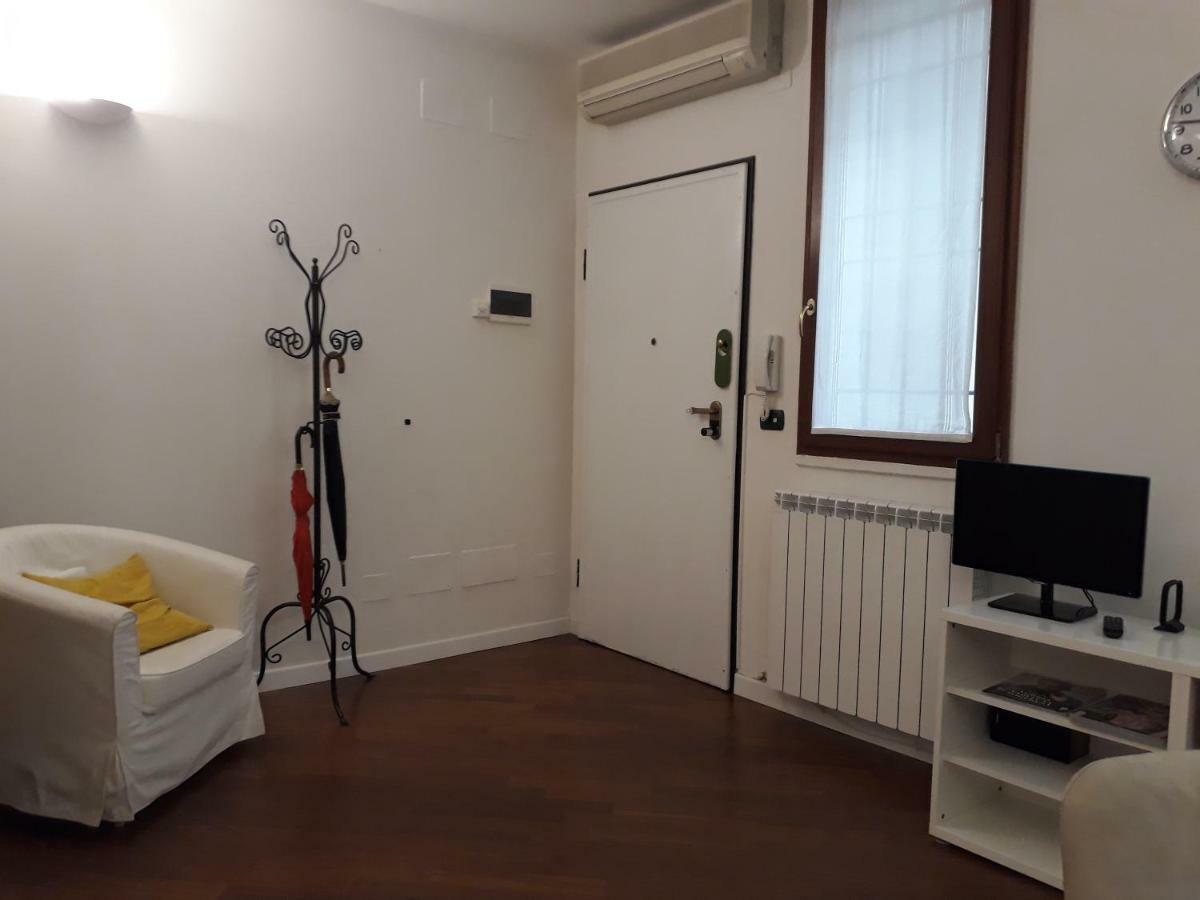 Suite Del Borgo - Affittacamere - Guest House Bolonia Zewnętrze zdjęcie